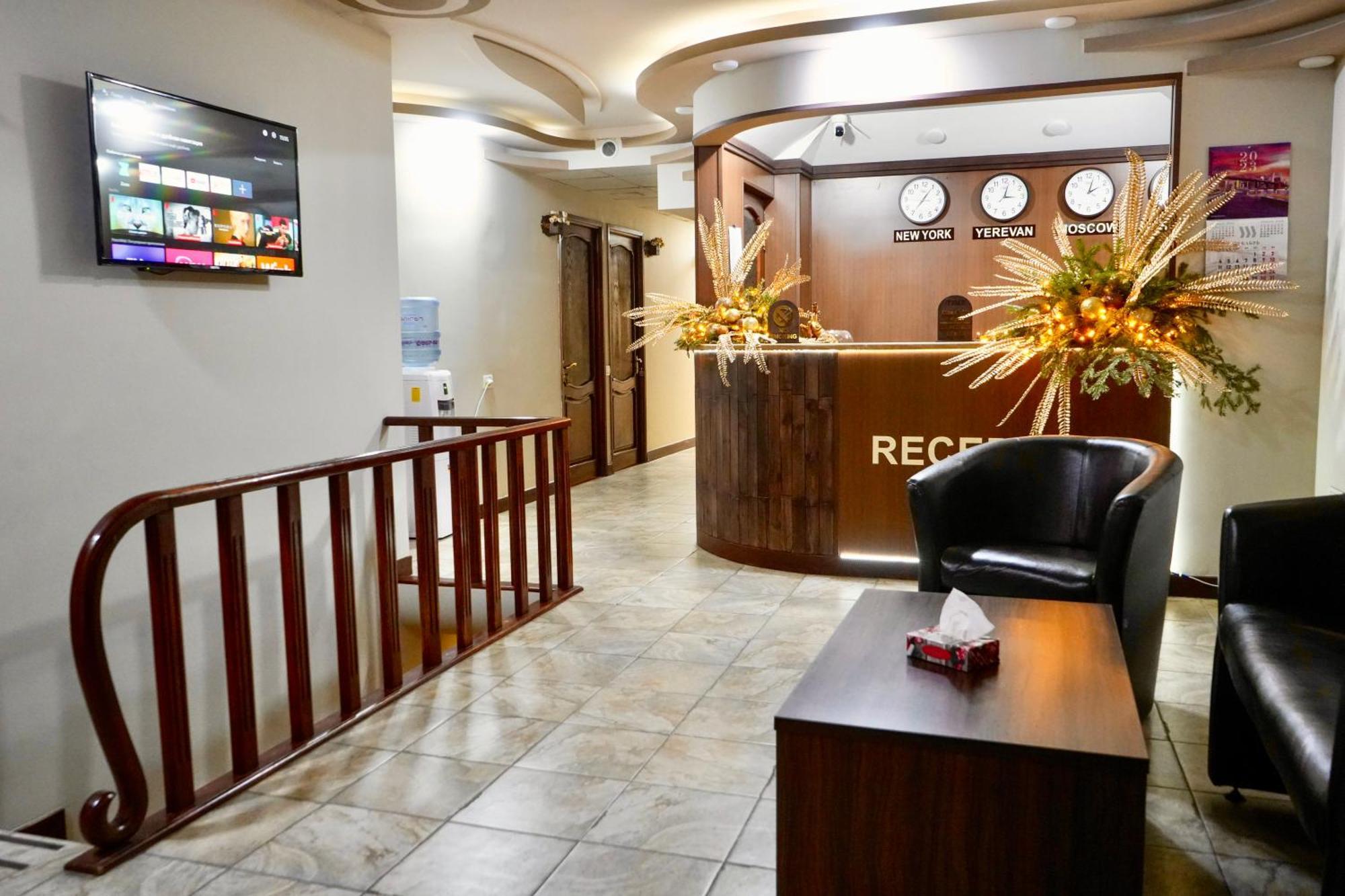 Time Hotel & Tours Γιερεβάν Εξωτερικό φωτογραφία