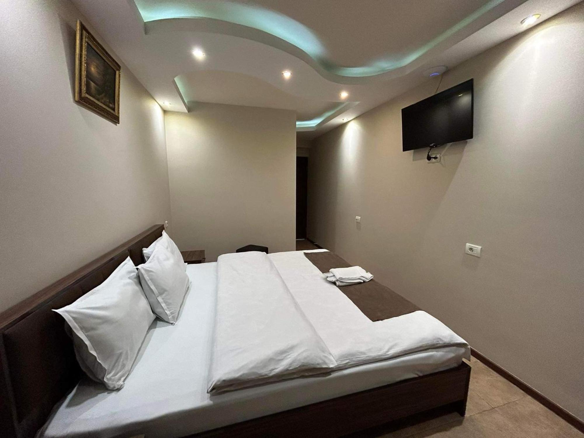 Time Hotel & Tours Γιερεβάν Εξωτερικό φωτογραφία