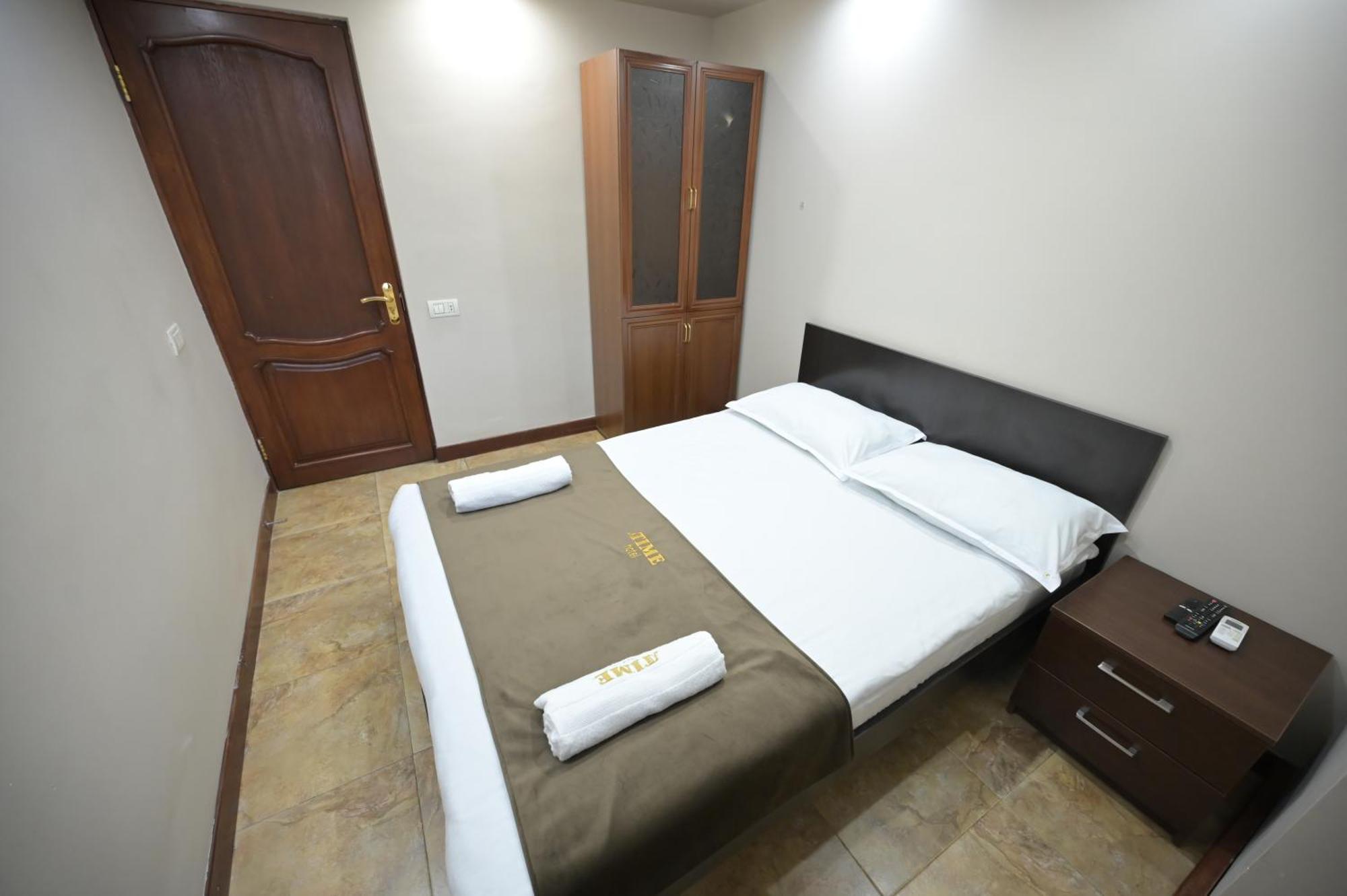 Time Hotel & Tours Γιερεβάν Εξωτερικό φωτογραφία