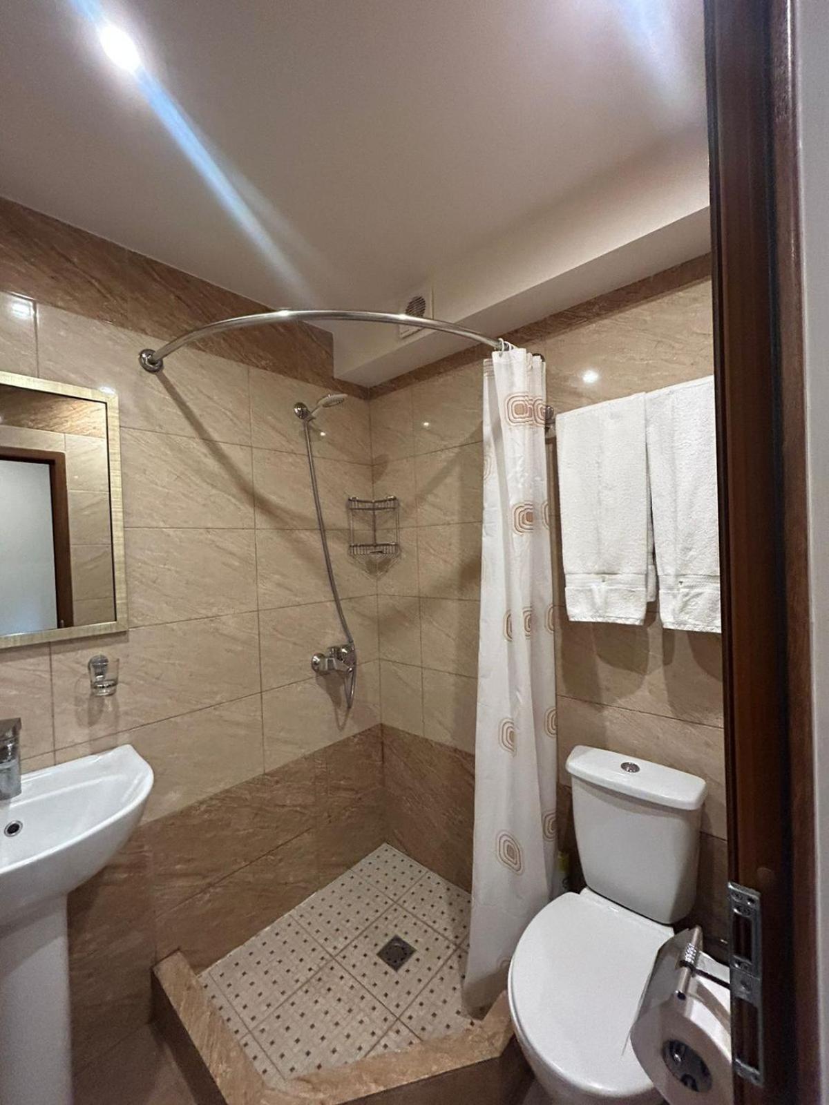 Time Hotel & Tours Γιερεβάν Εξωτερικό φωτογραφία