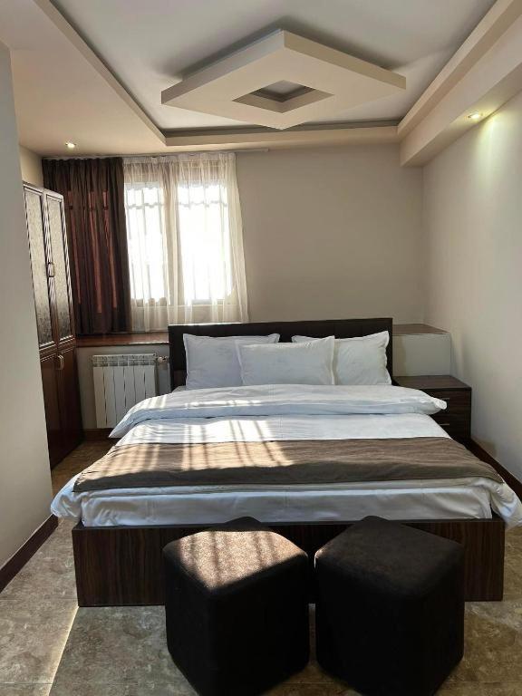 Time Hotel & Tours Γιερεβάν Δωμάτιο φωτογραφία